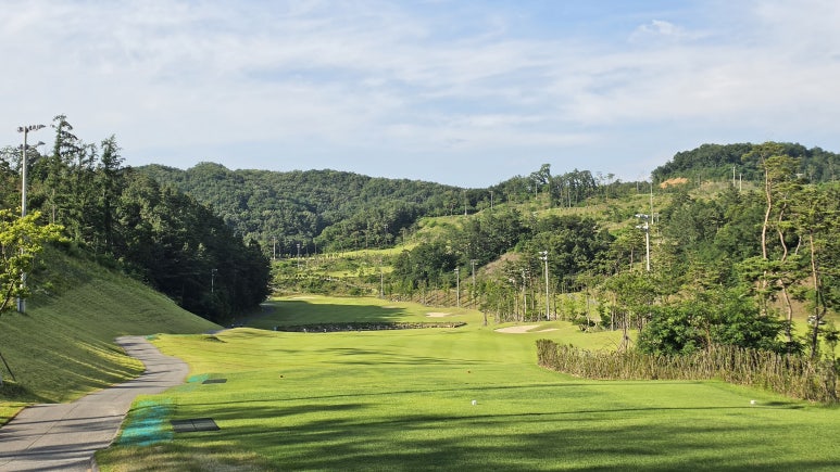 Monarch CC