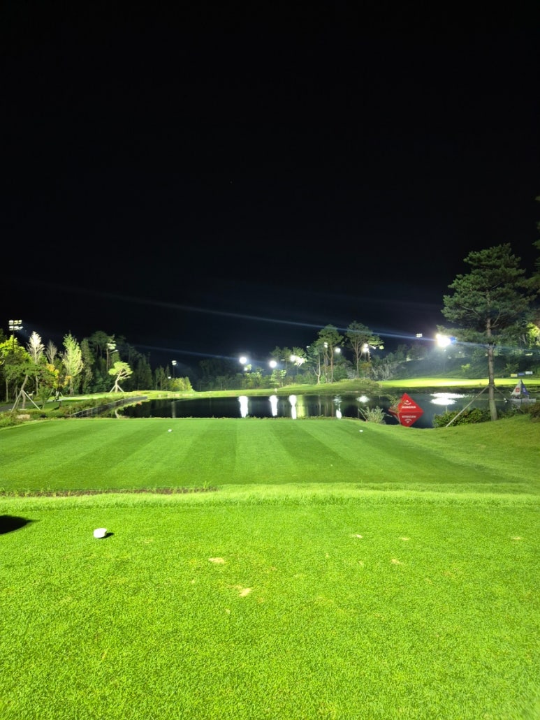 Aurora Golf & Resort